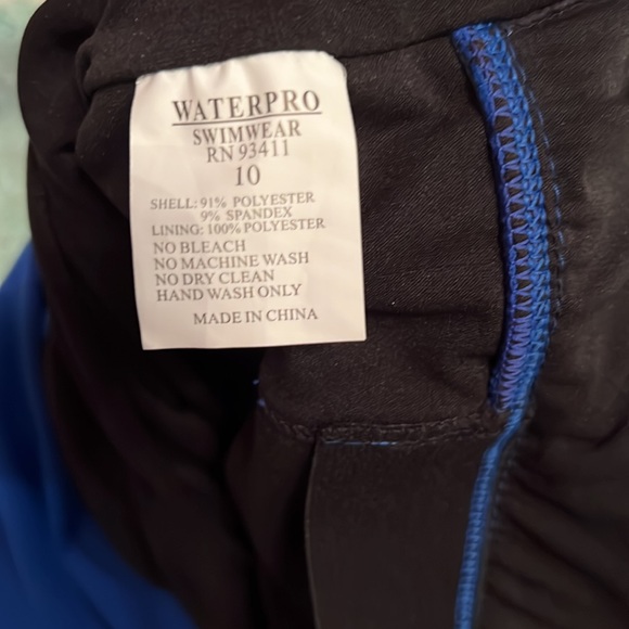 Women's Waterpro Wind Rush V-Neck One Piece Swimsuit Size 10 - Picture 9 of 9